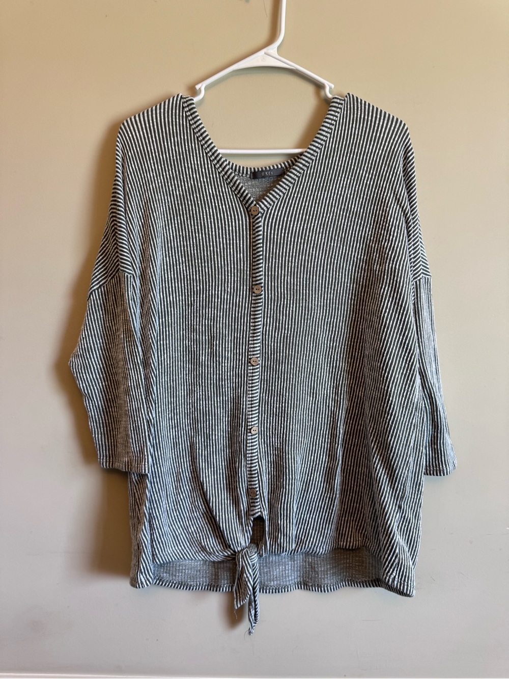 Striped Button-Front Tie-Hem Women's Top - Black & White